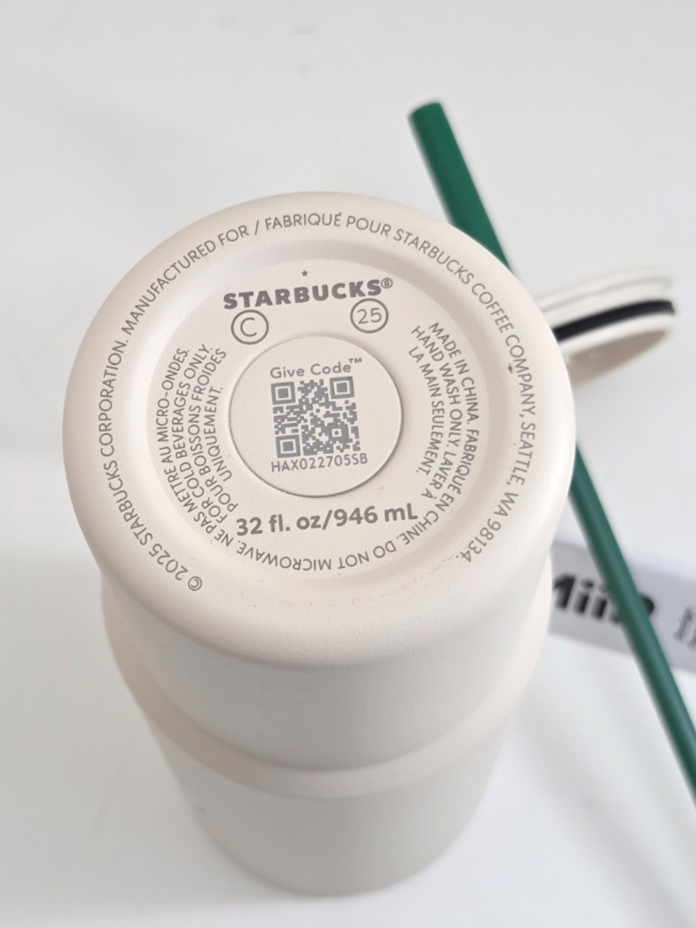 Starbucks x MiiR 2025 Limited Holiday White/Beige Tumbler 32oz with Handle - Picture 5 of 8